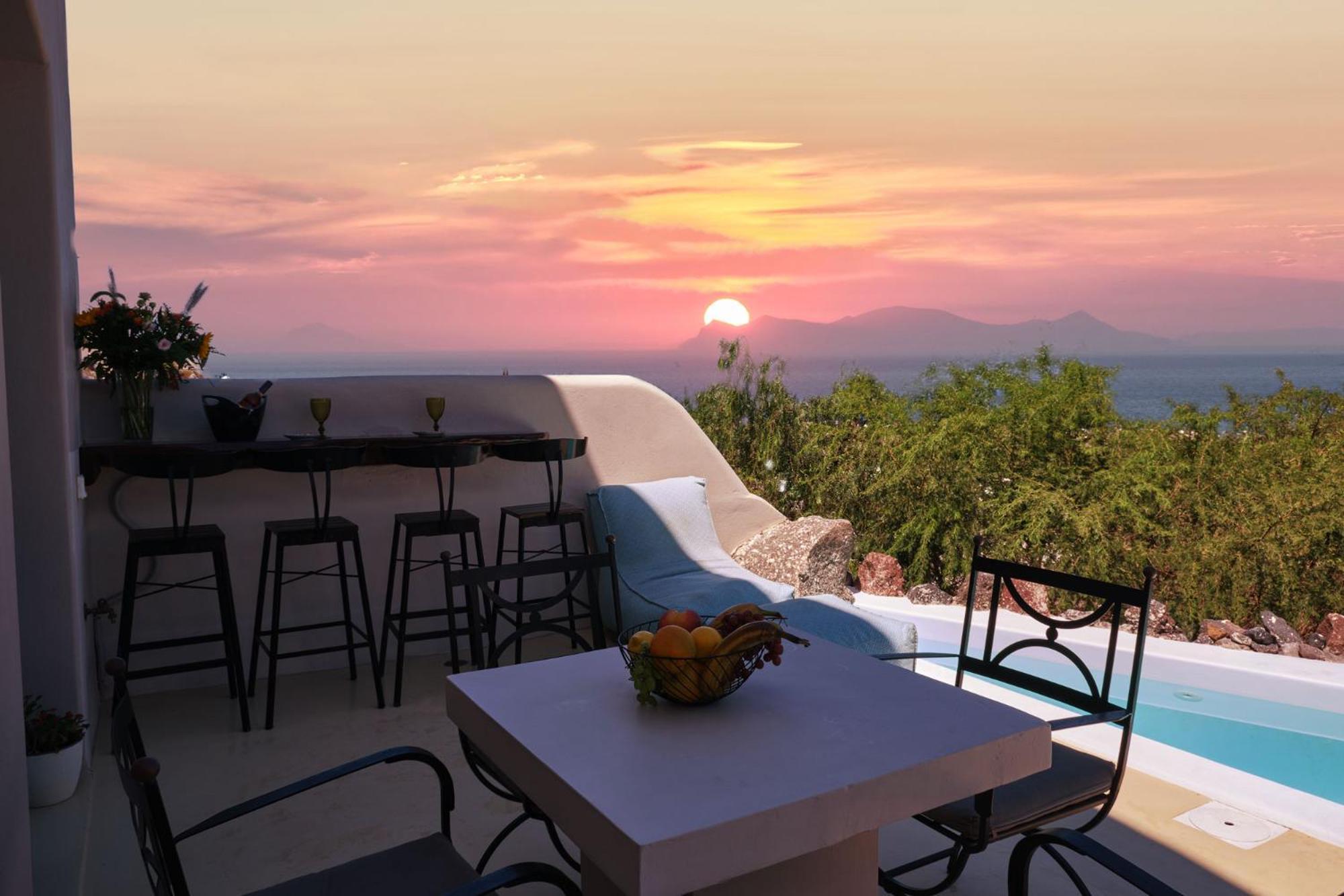 Pink Freud Villas Santorini Oia  Esterno foto